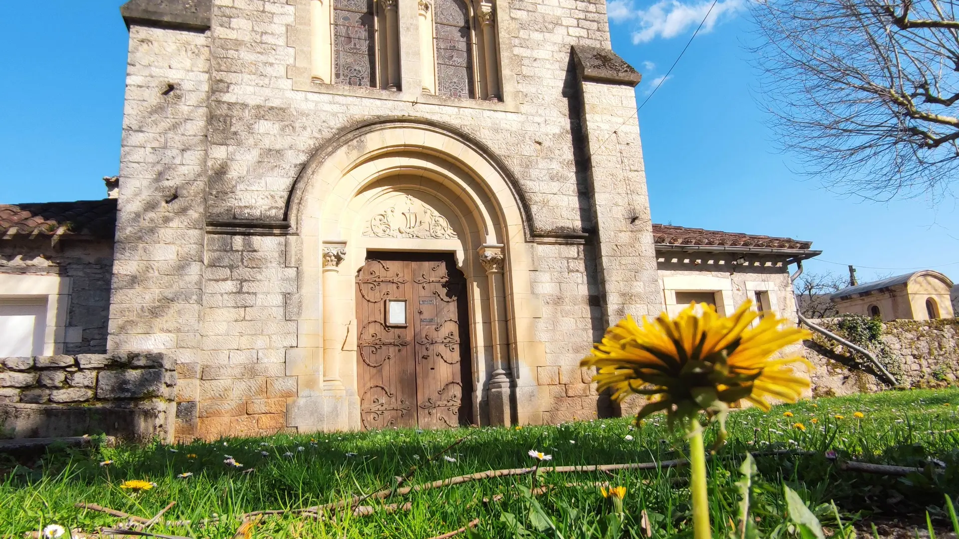 eglise-vers-notre-dame-veles