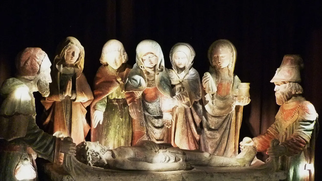 Mise au tombeau Reygades