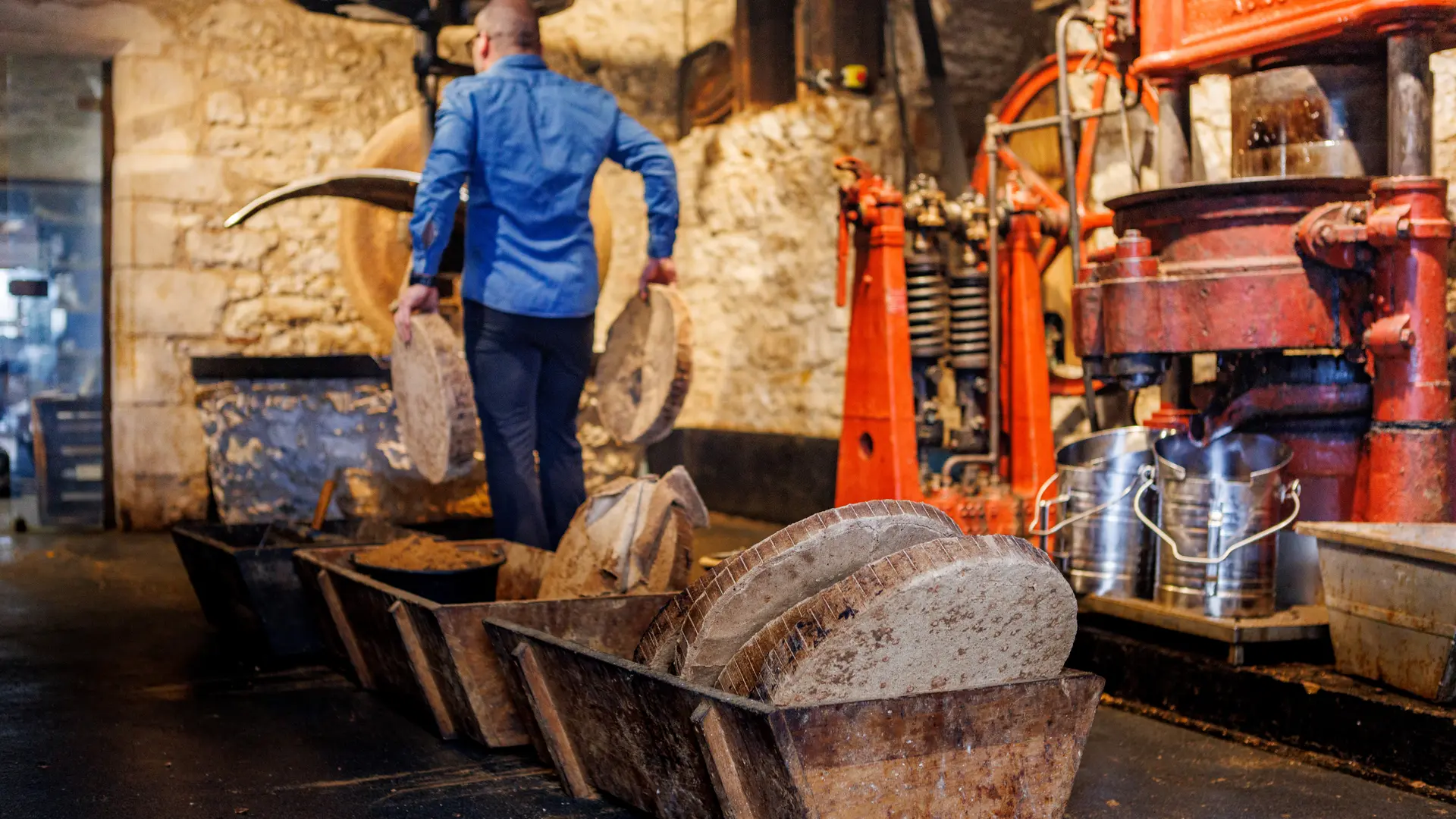 Le Moulin à huile de noix et la presse
