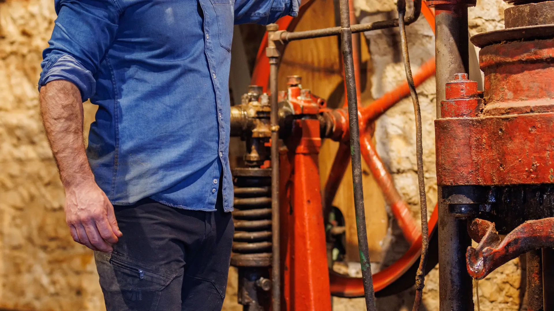 Pressage de l'huile de noix