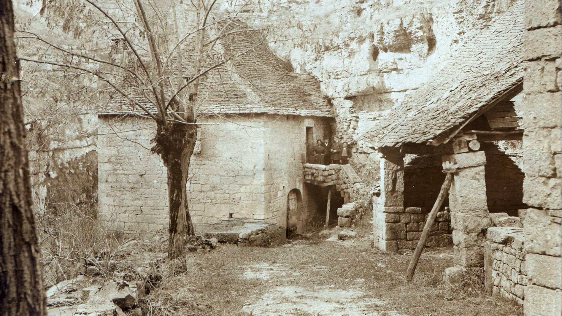 Carte postale ancienne du moulin du Saut