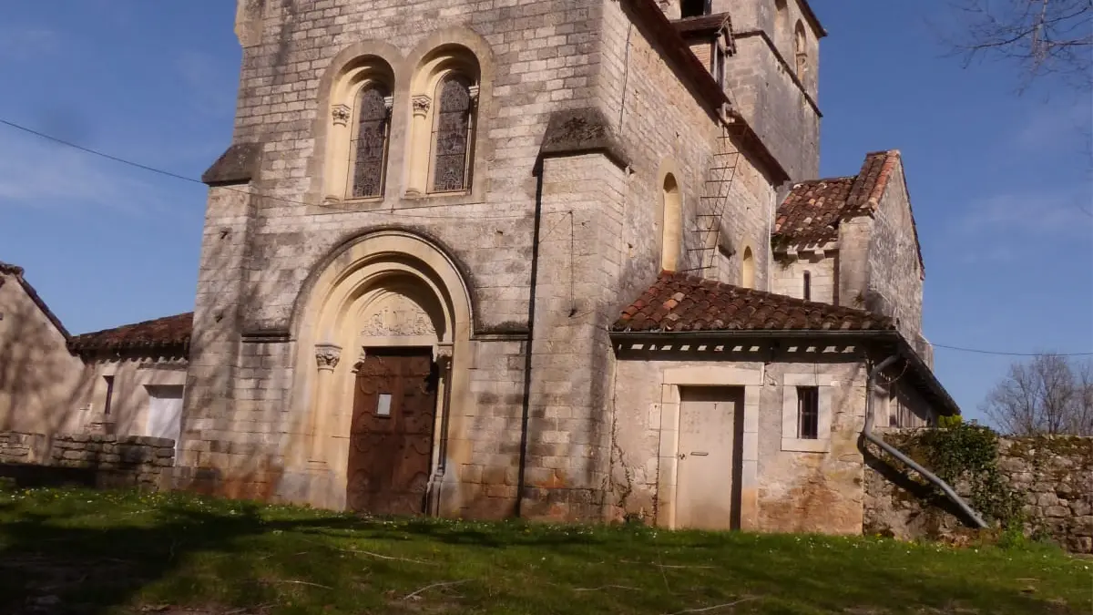 Notre Dame de Velles façade