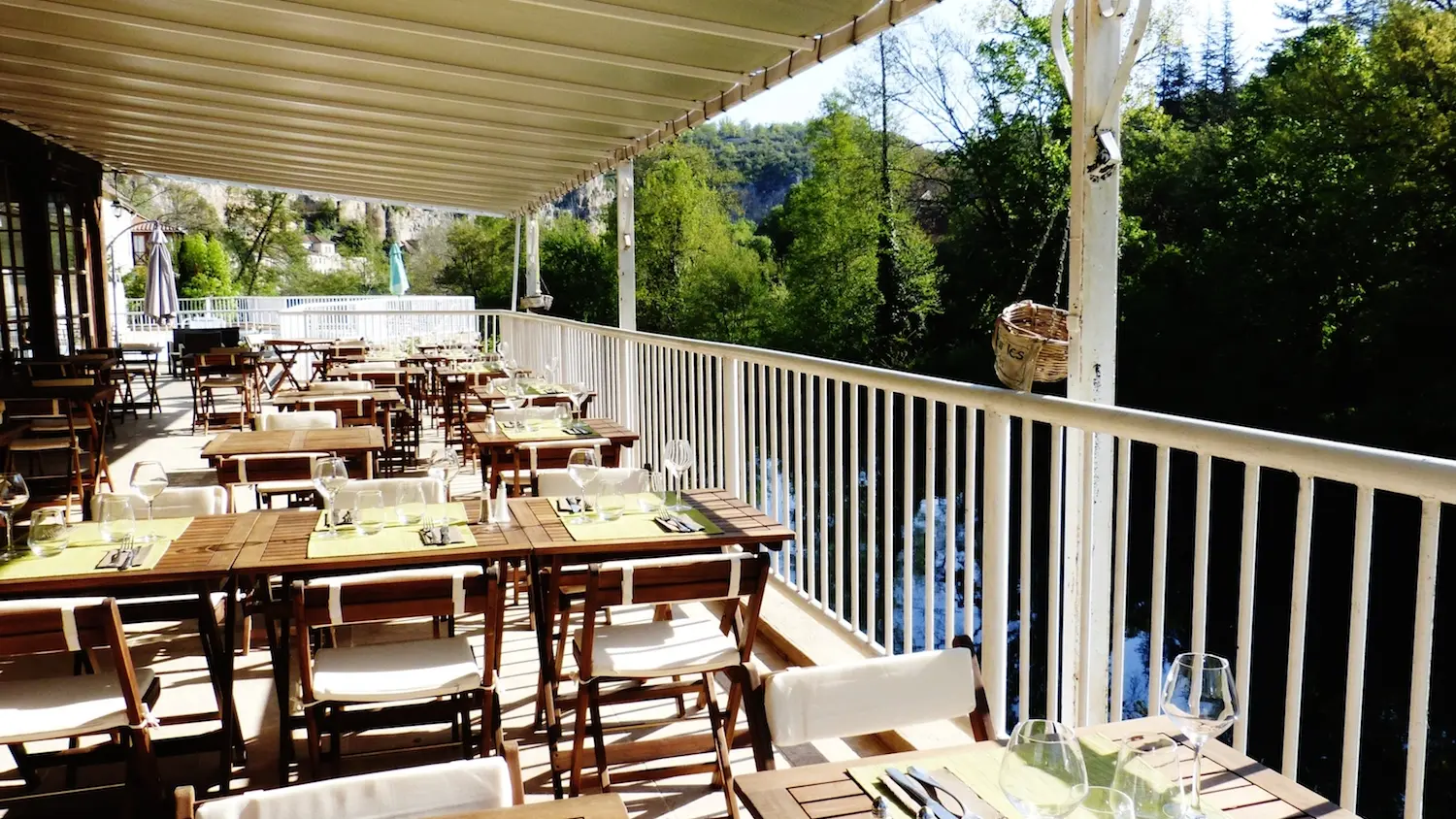 Restaurant Hotel des grottes à Cabrerets