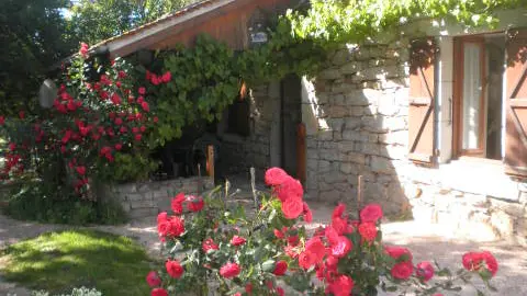 Gîte de La tour *** Devant du gîte