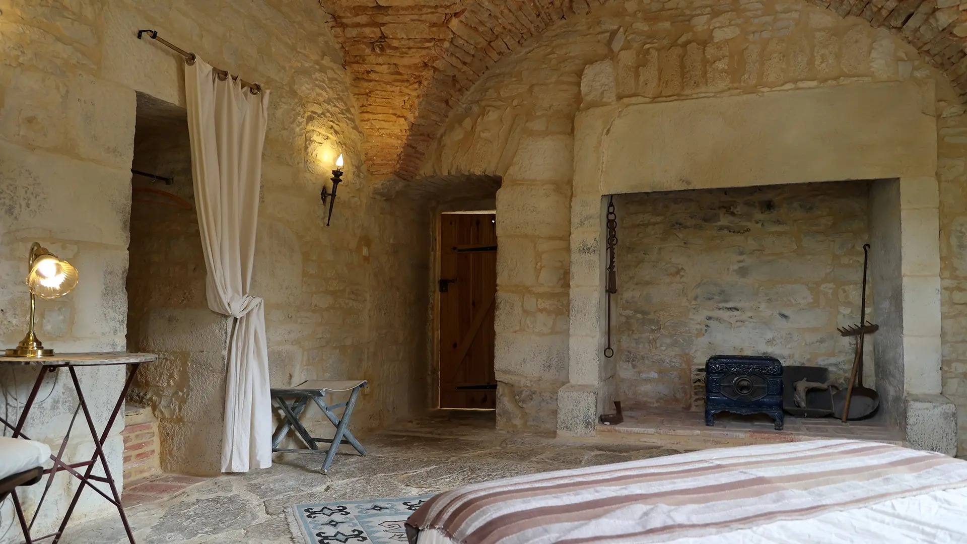 Chateau de Saint Chamarand - Chambre du petit Gîte