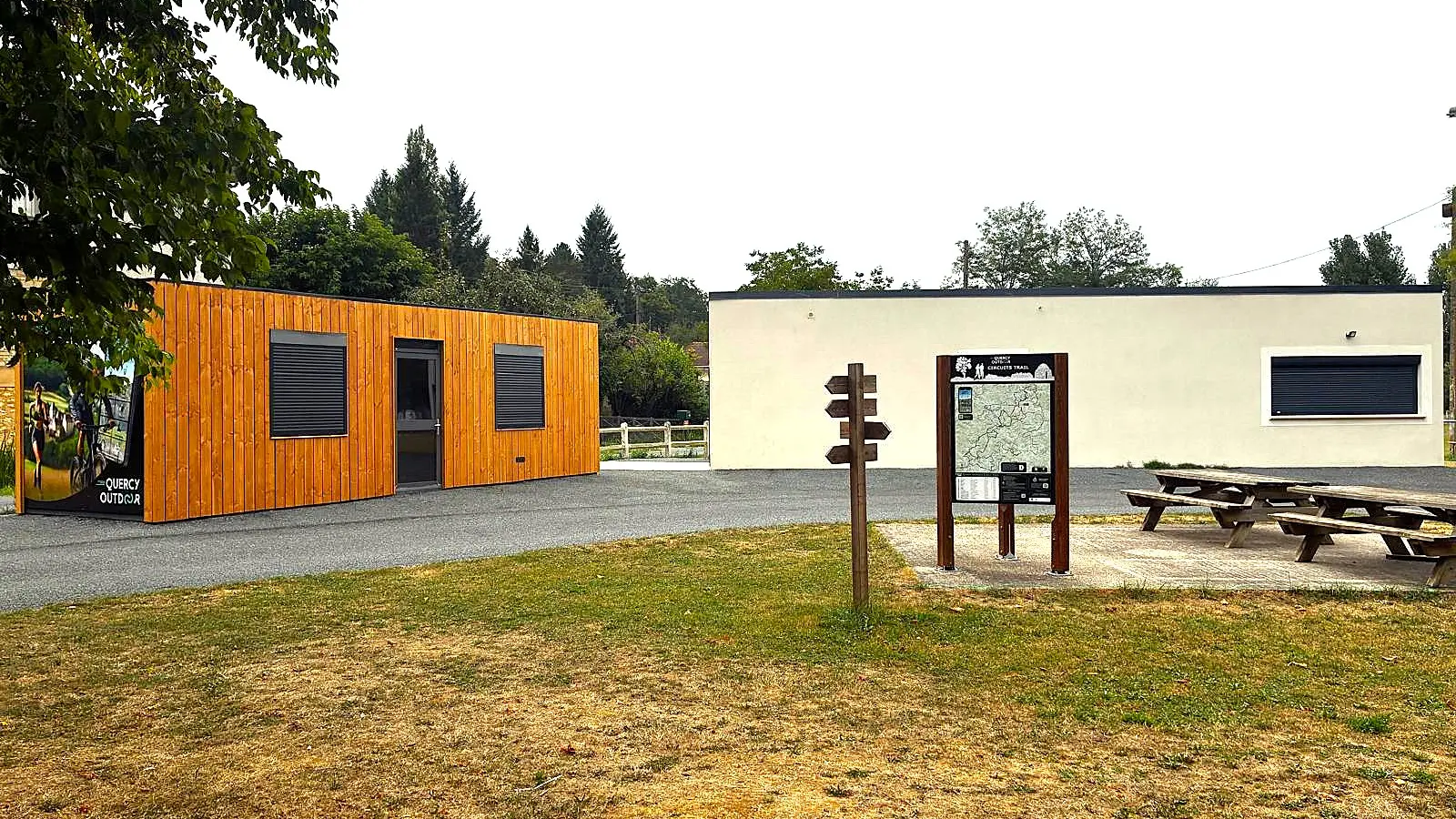 BASE QUERCY OUTDOOR SALVIAC