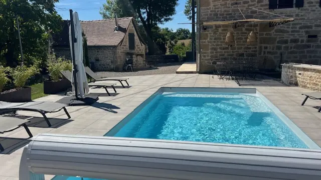 PISCINE TRANSATS TABLE A MANGER