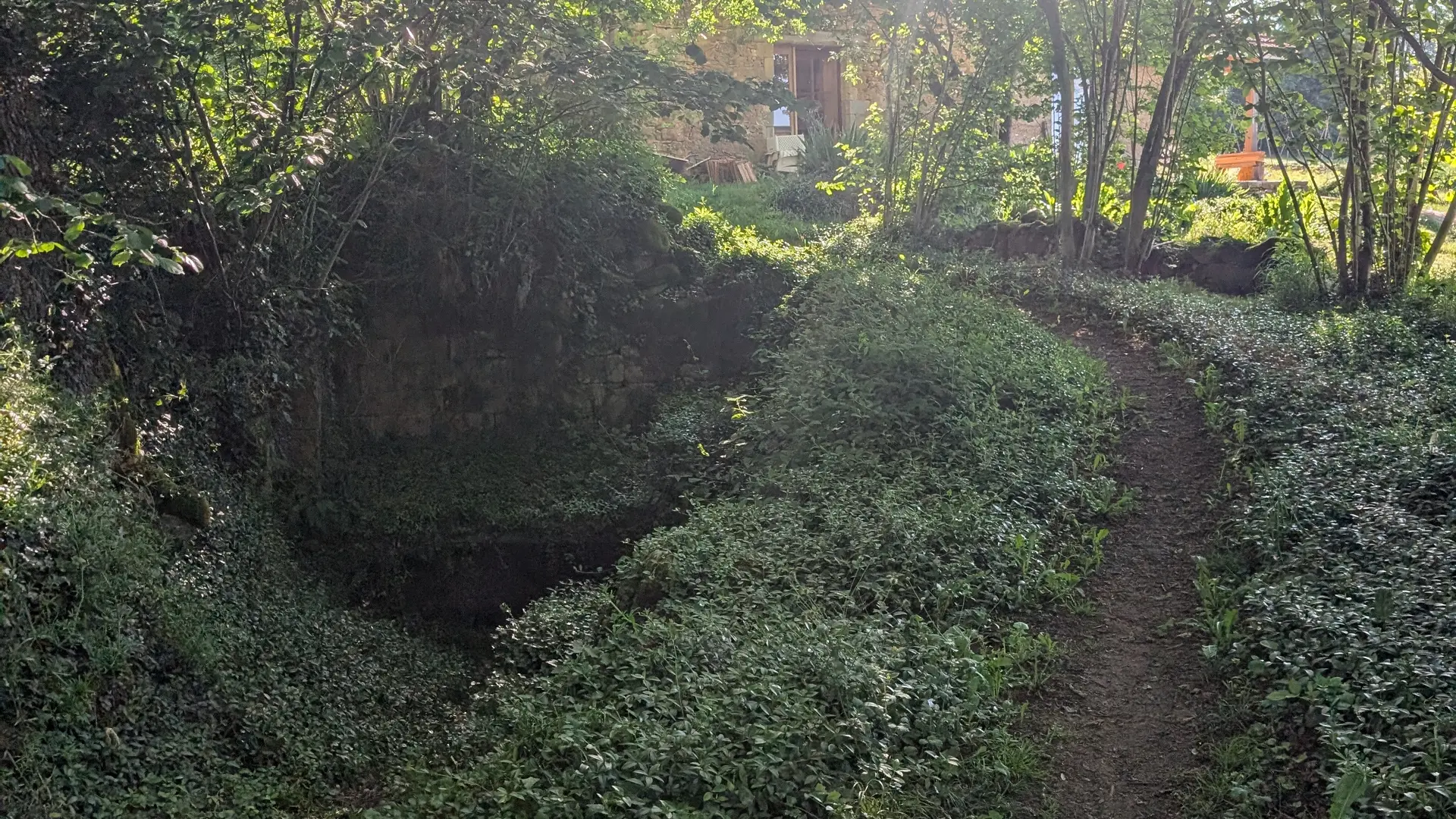 Chemin vers l'atelier