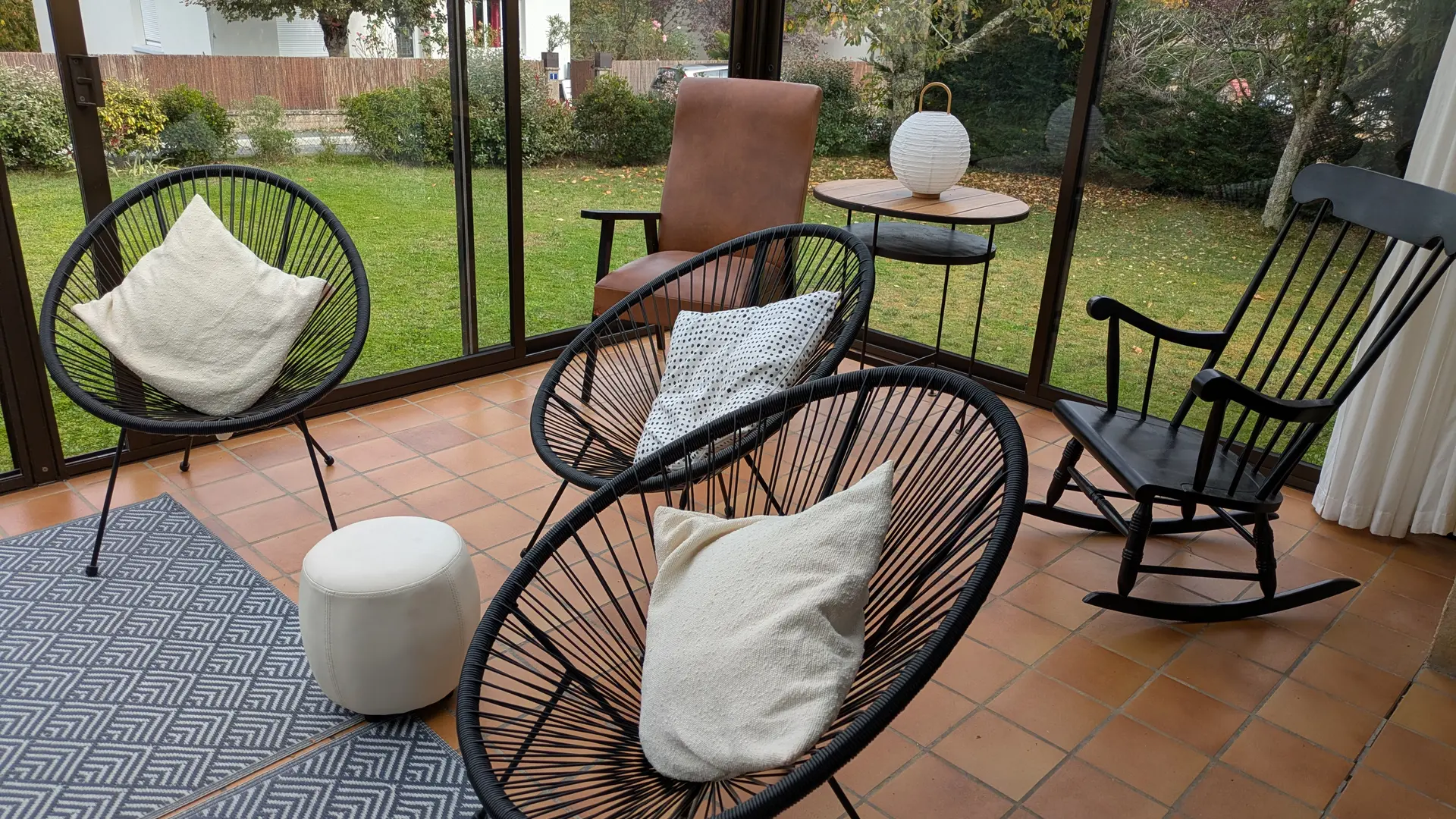 Veranda vue du salon, vue sur le jardin