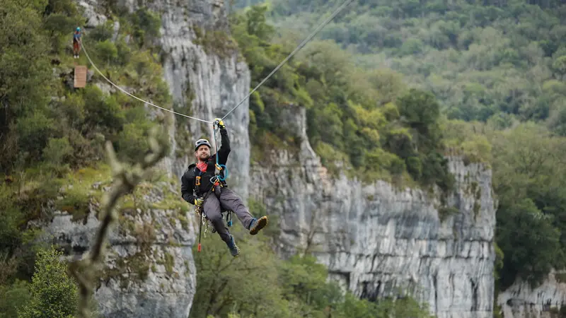 Parcours tyrolienne de Kalapca Loisirs