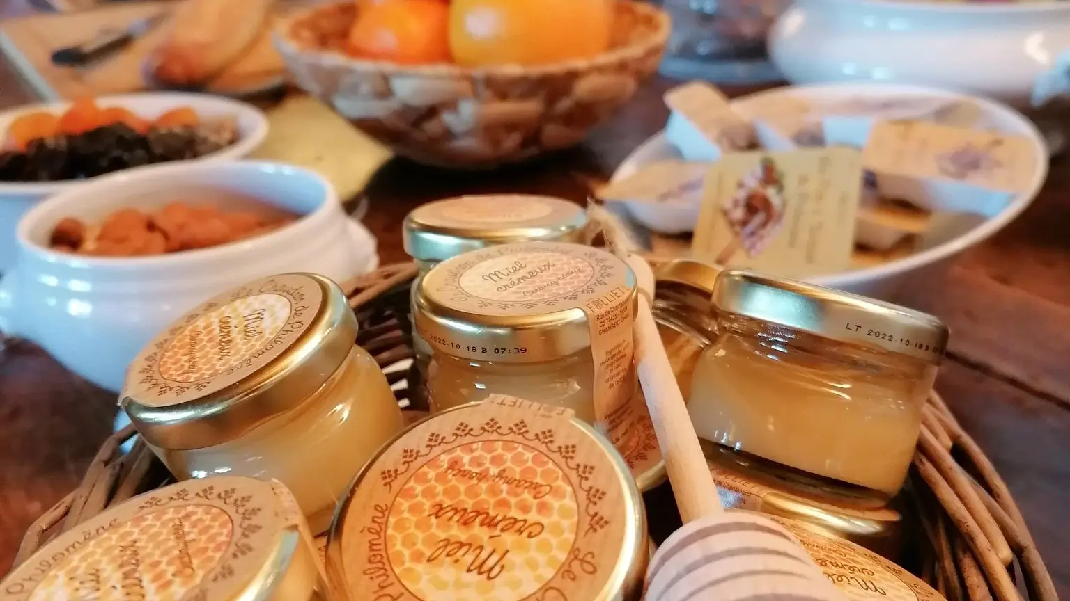 Petit-déjeuner - Hôtel Les Vieilles Tours Rocamadour ***