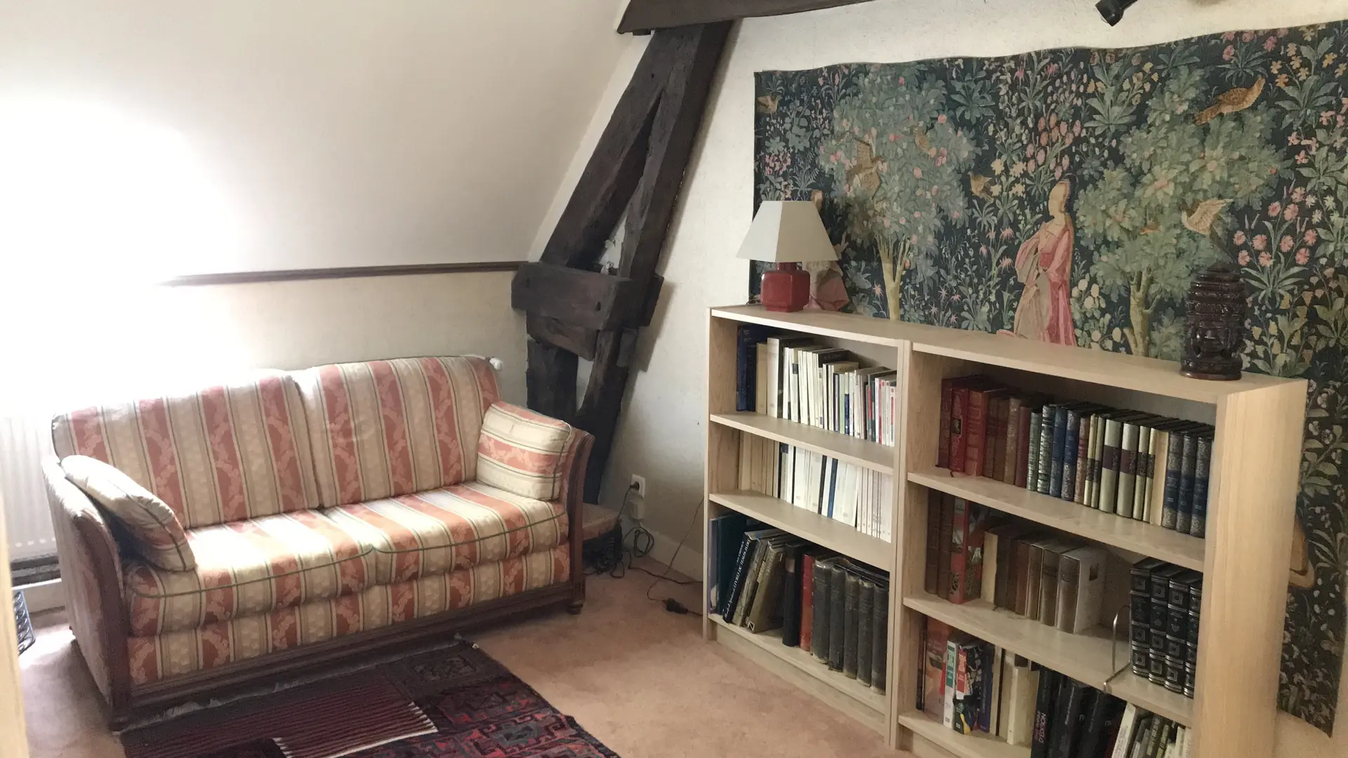 Petit salon