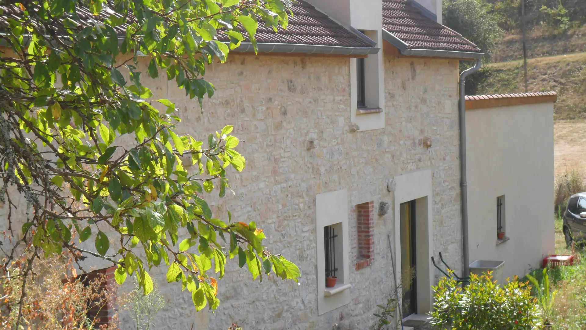 bâtiment vue de derrière