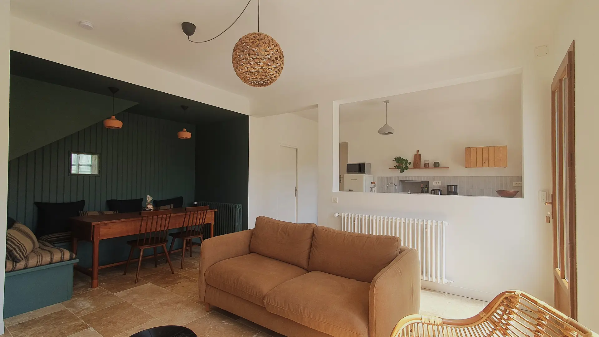 Pièce de vie L'Acolyte