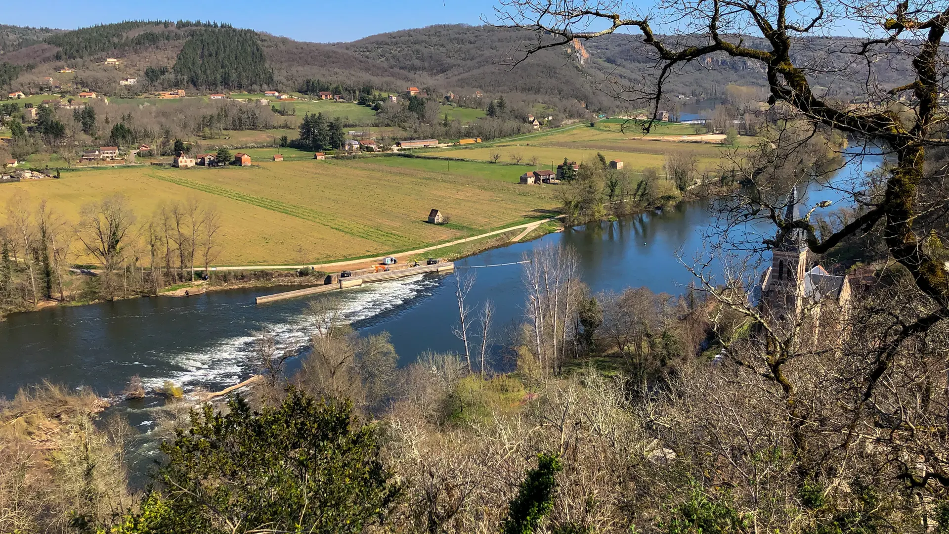 Point de vue sur la vallée du Lot  -Sentier de Crégols