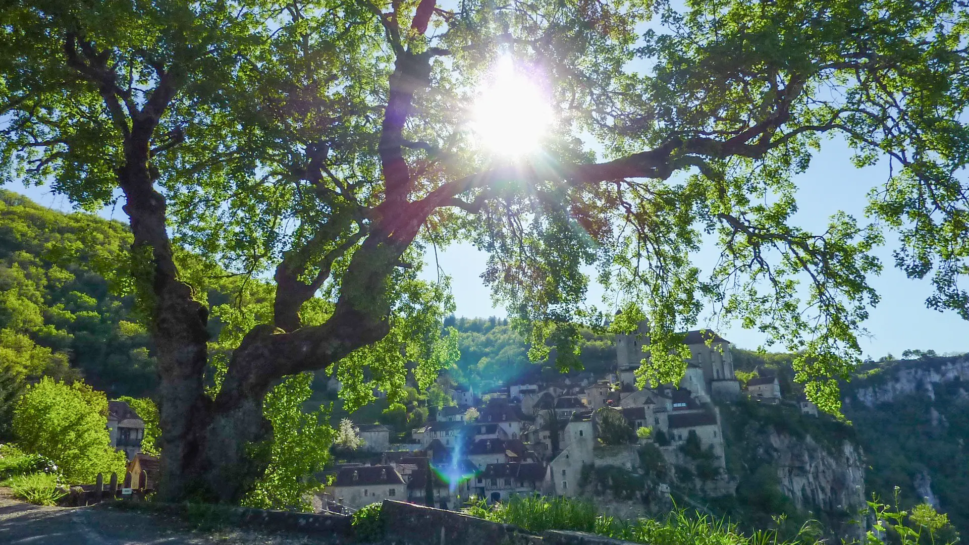 Porte Roques - Point de vue sur St CIrq Lapopie © Lot Tourisme - C. Sanchez