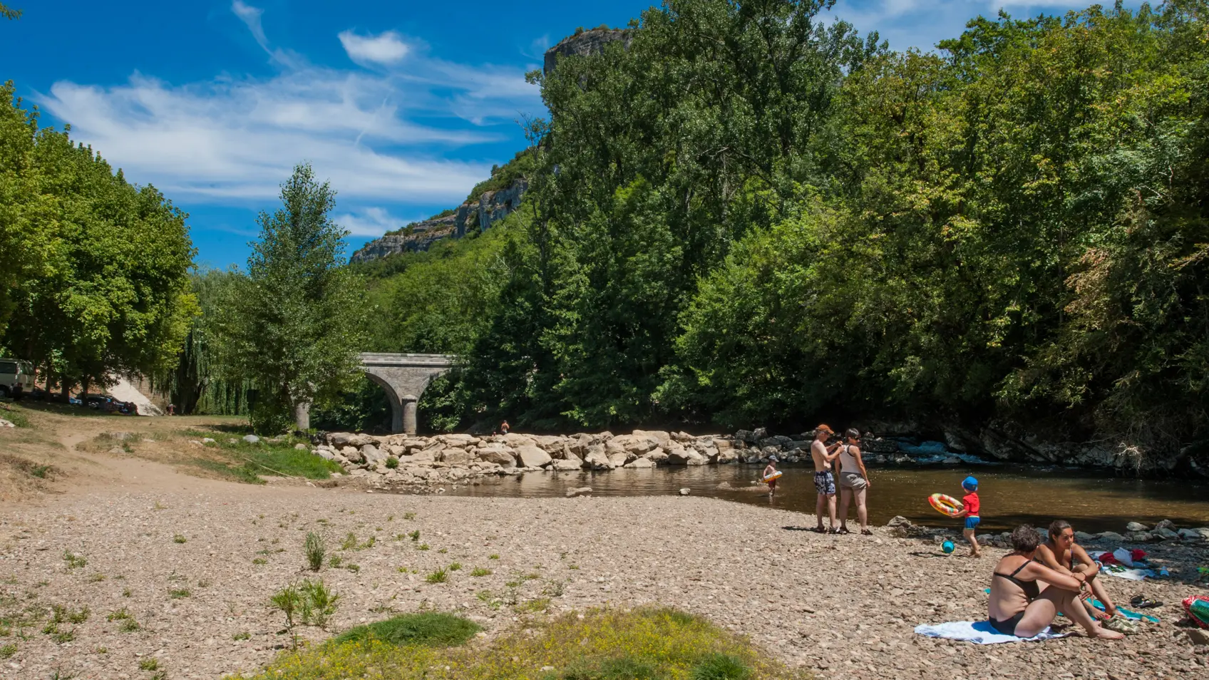 Plage de Brengues - Vallée du Célé_02 © Lot Tourisme - C. ORY