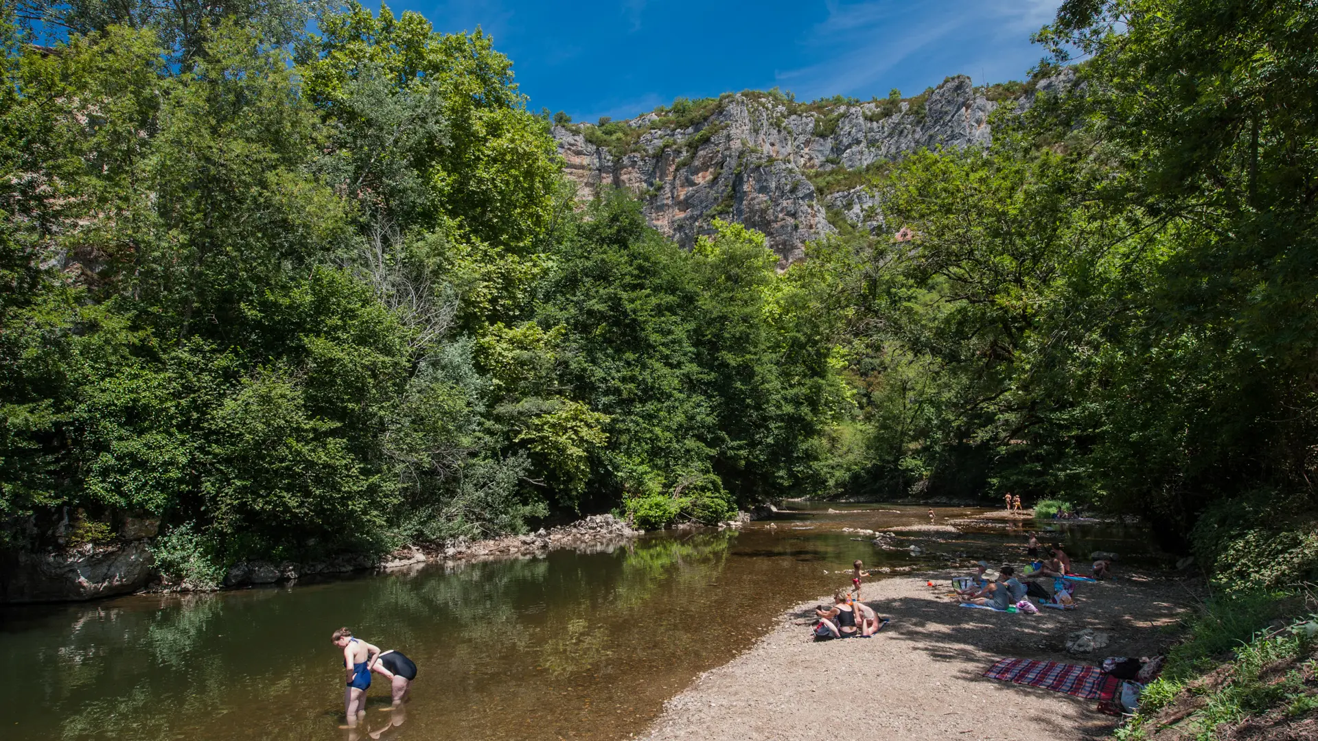 Plage de Sauliac-Sur-Célé_03 © Lot Tourisme - C. ORY