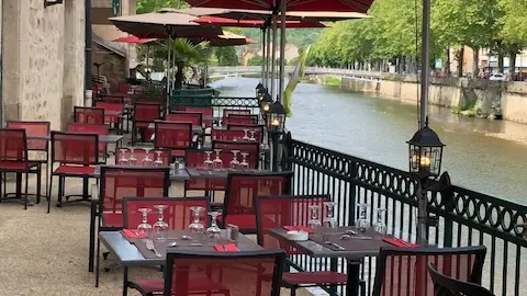 RestaurantPontdor_Figeac_Terrasse1