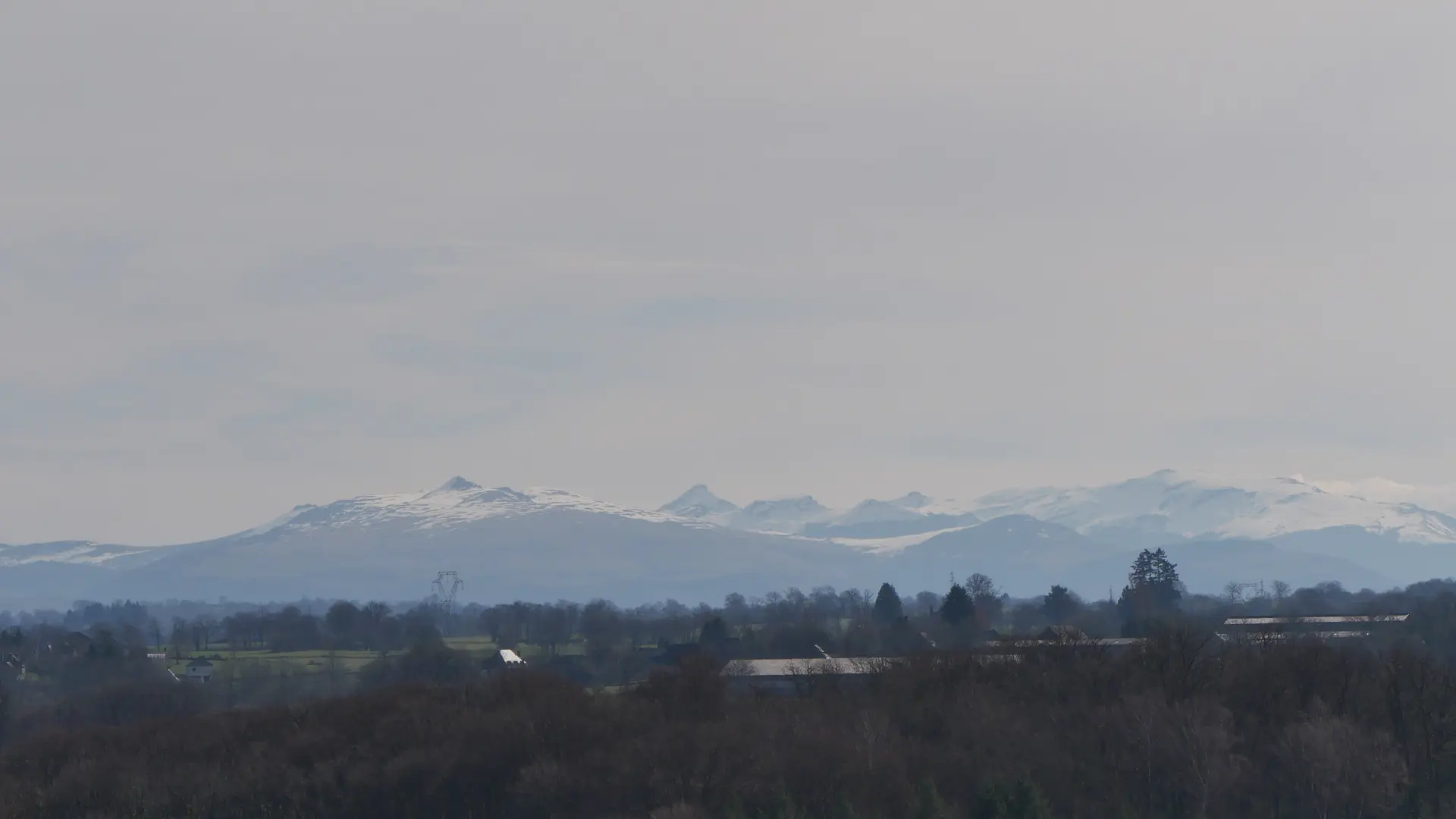 Rilhac Xaintrie vue Monts du Cantal