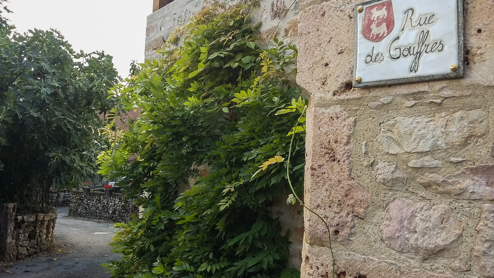 Rue des gouffres - Thémines_22 © Lot Tourisme - A. Leconte