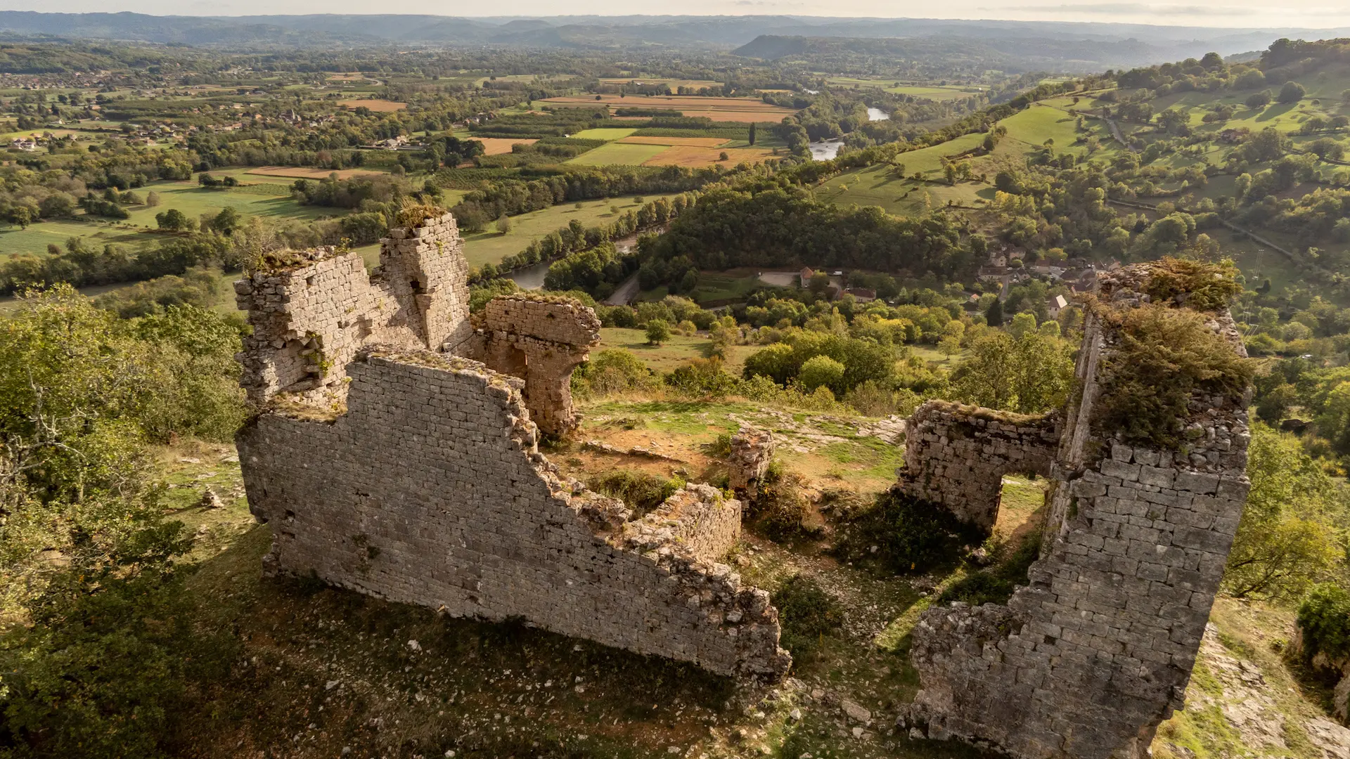 Ruines du Chateau du Bastit dit de Taillefer