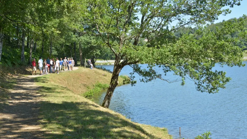 Sénaillac Latronquière - Lac du Tolerme