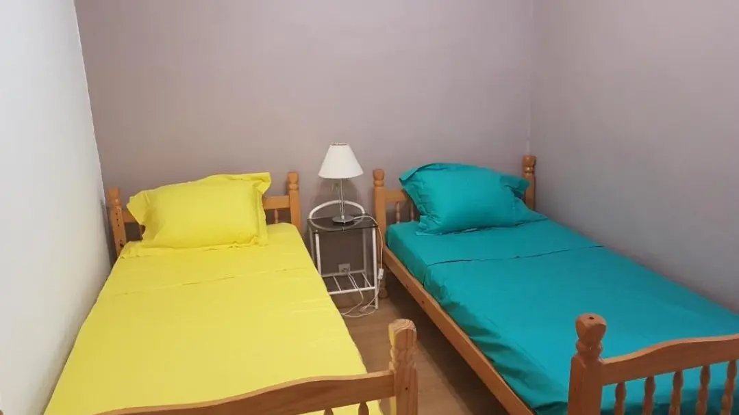 chambre 2 10m2 2 lits 1 pers