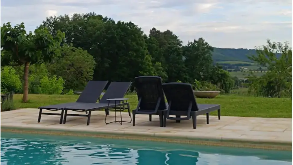 Piscine ouverte du 01.06 au 01.10