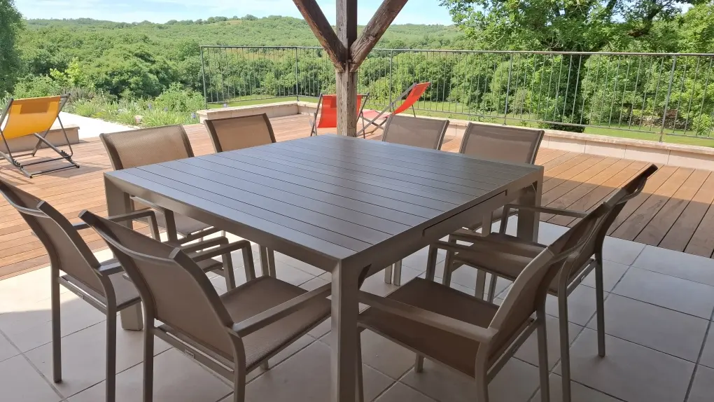 TERRASSE COUVERTE  (2)