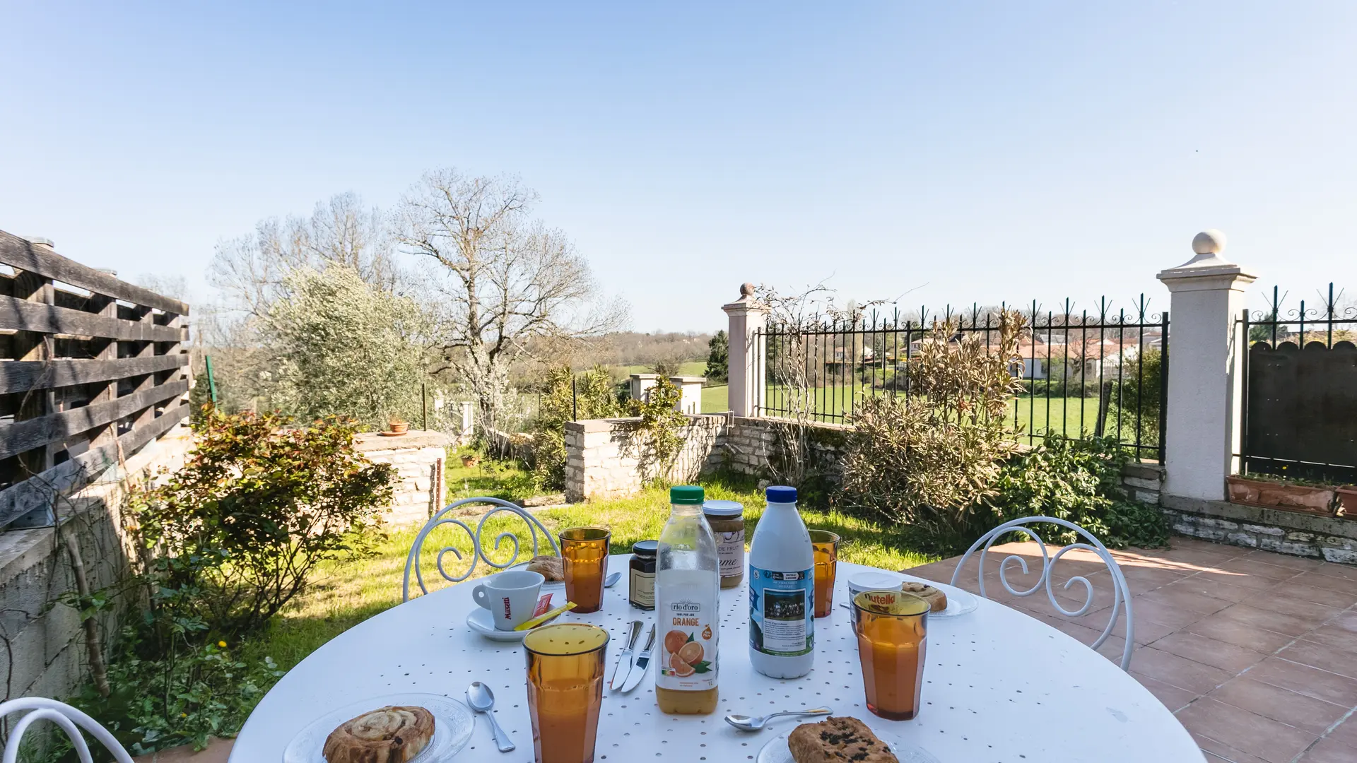 Terrasse RDC jardin clos