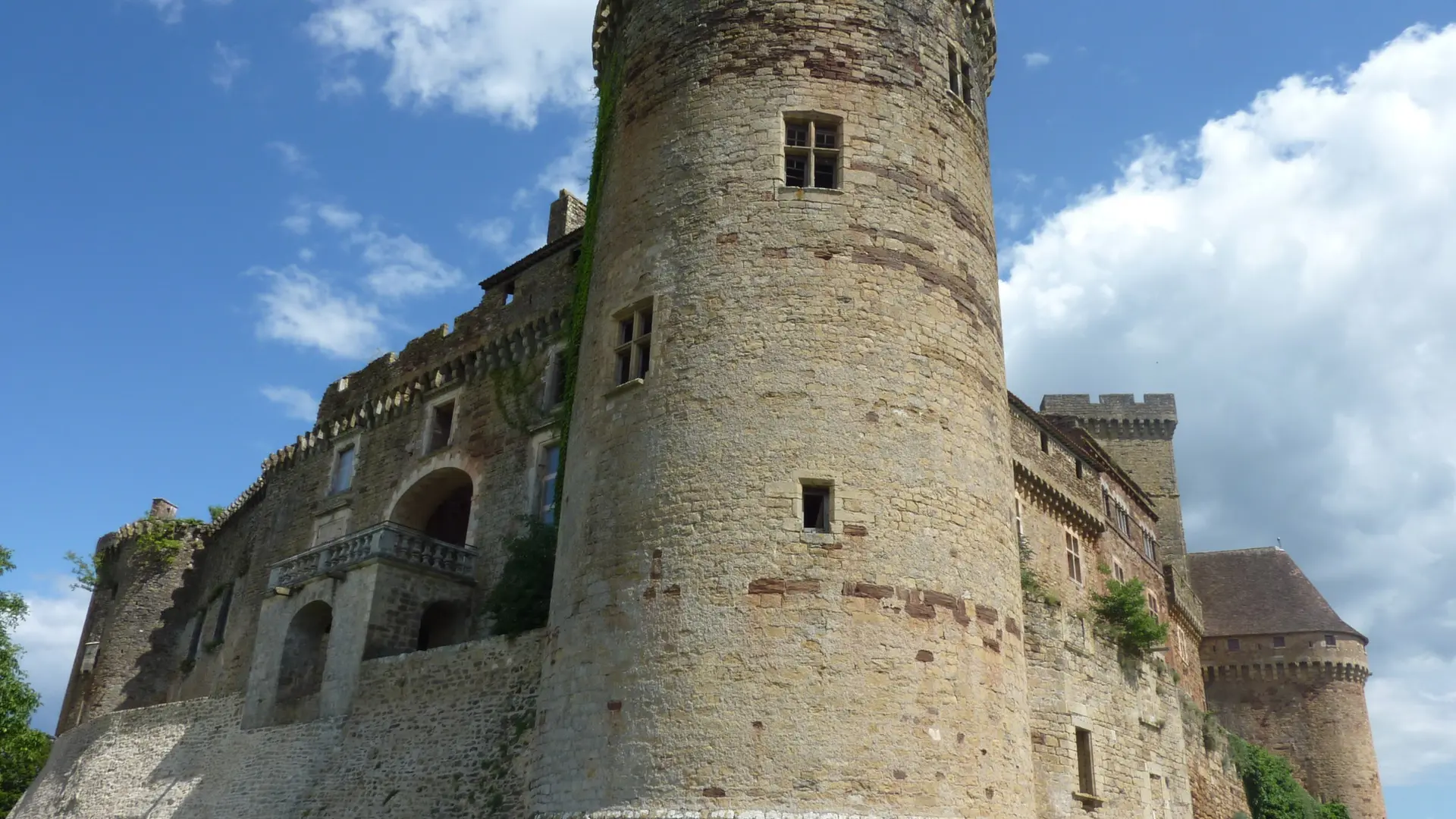 Tour du Château de Castelnau-Bretenoux