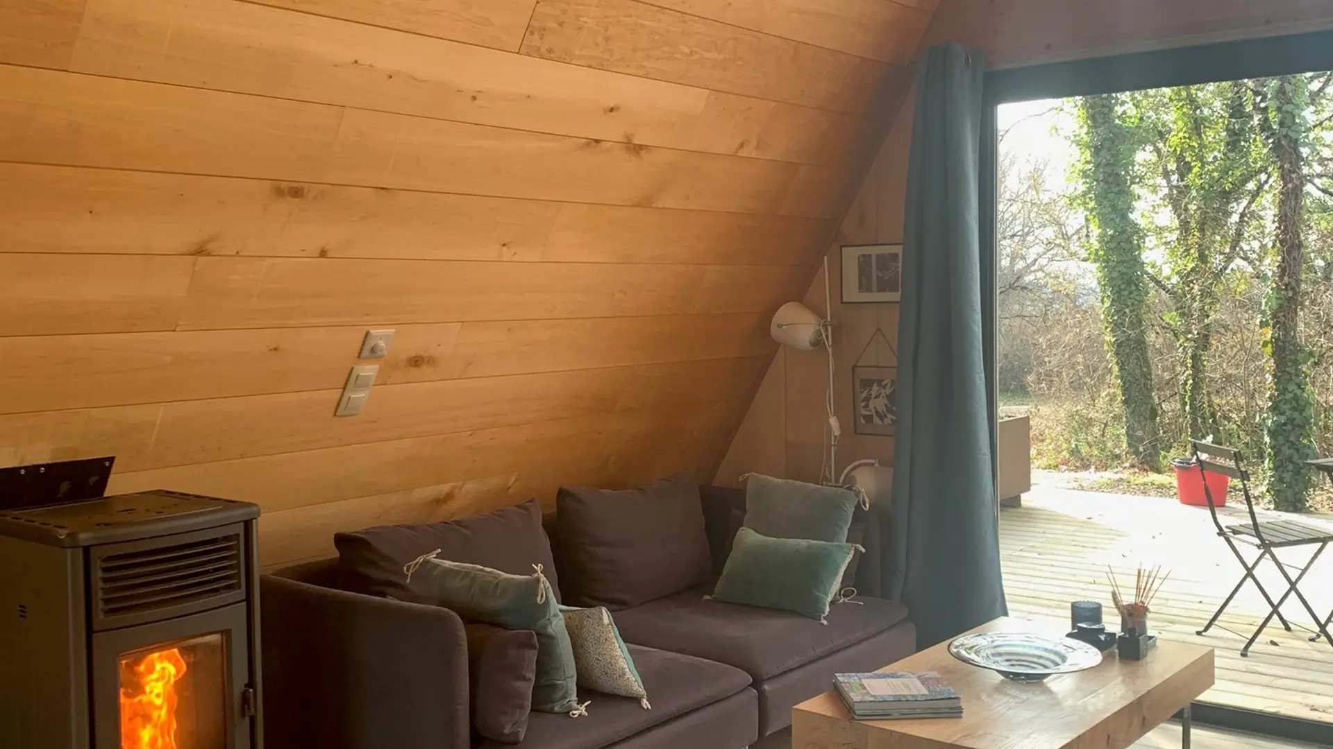 Trigone du CAUSSE -Espace Salon ouvert sur la Nature