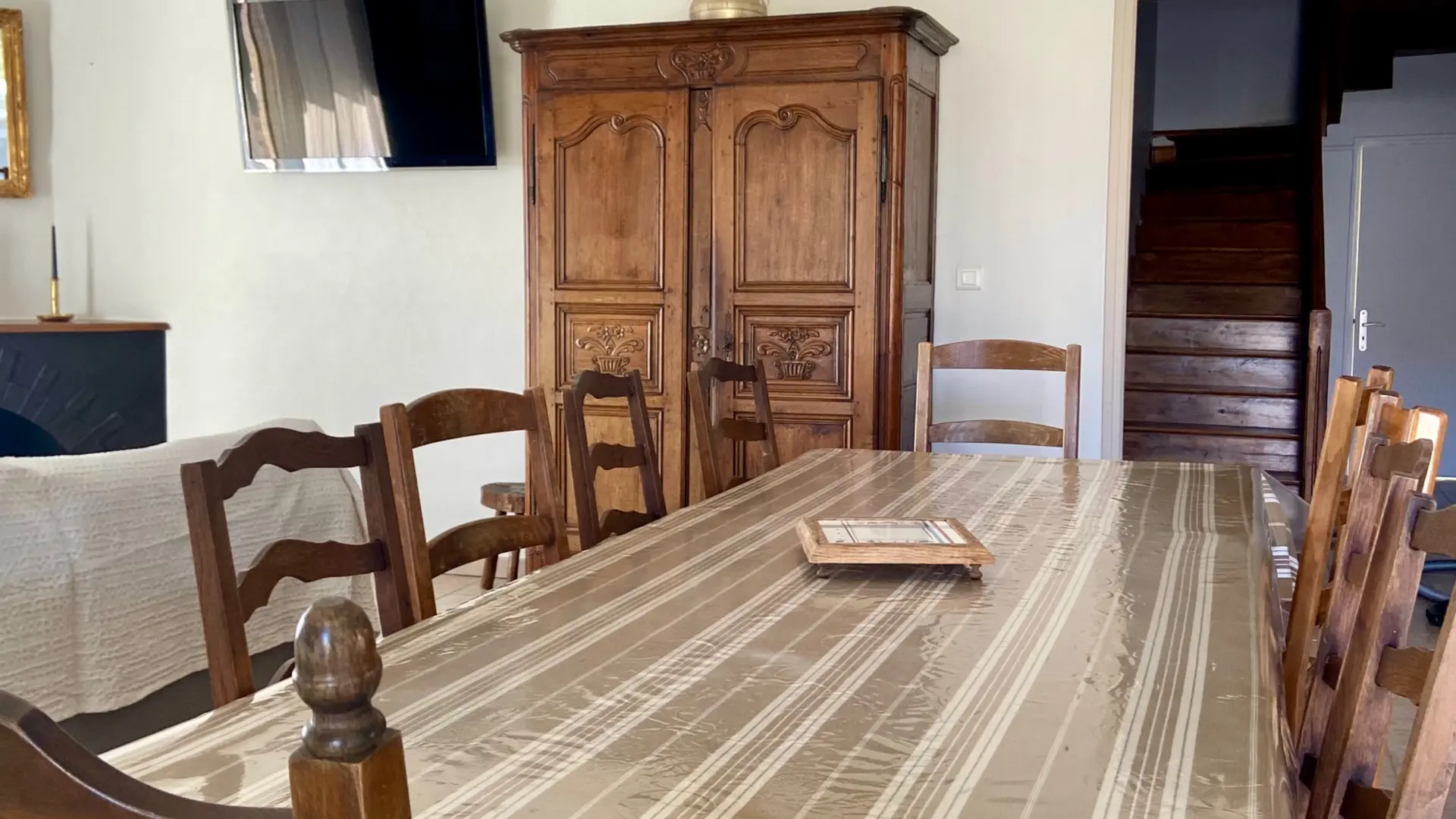 Une grande table conviviale