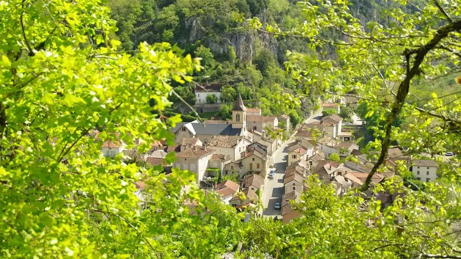 VERS VILLAGE