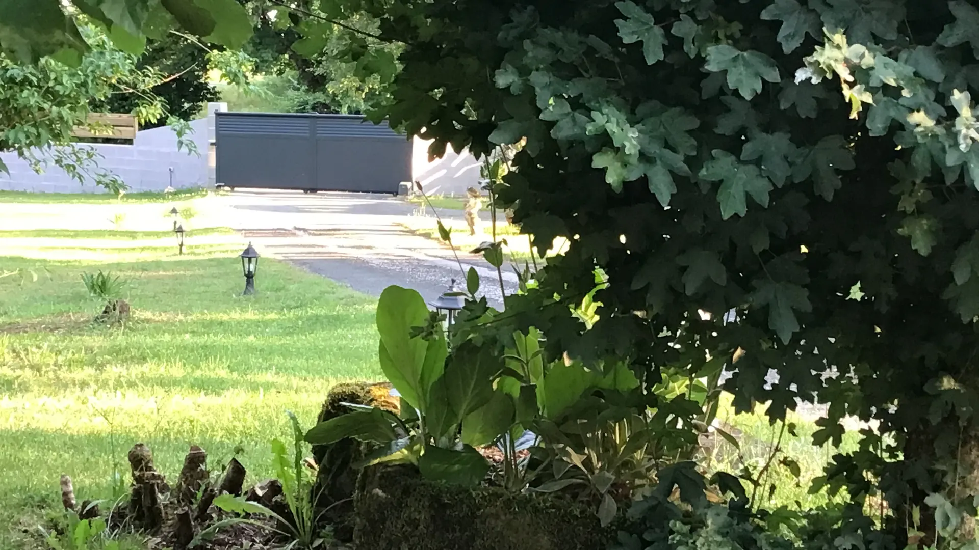 Vue vers le portail (3)