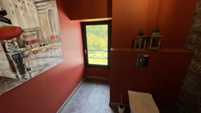 WC SEPARE AU 1ER ETAGE