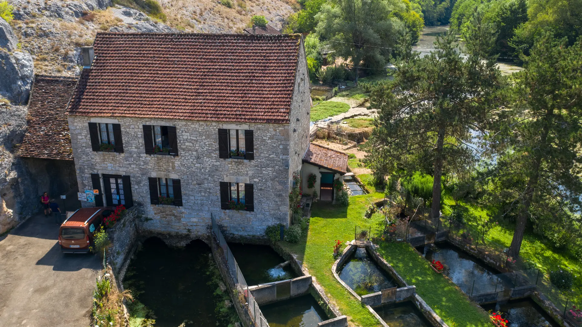 Moulin de Caoulet sur la vallée de l'Ouysse