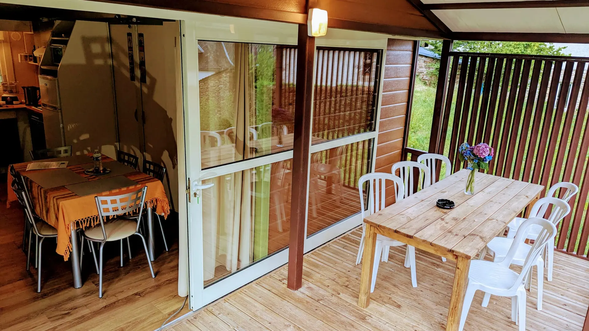 entrée sur terrasse