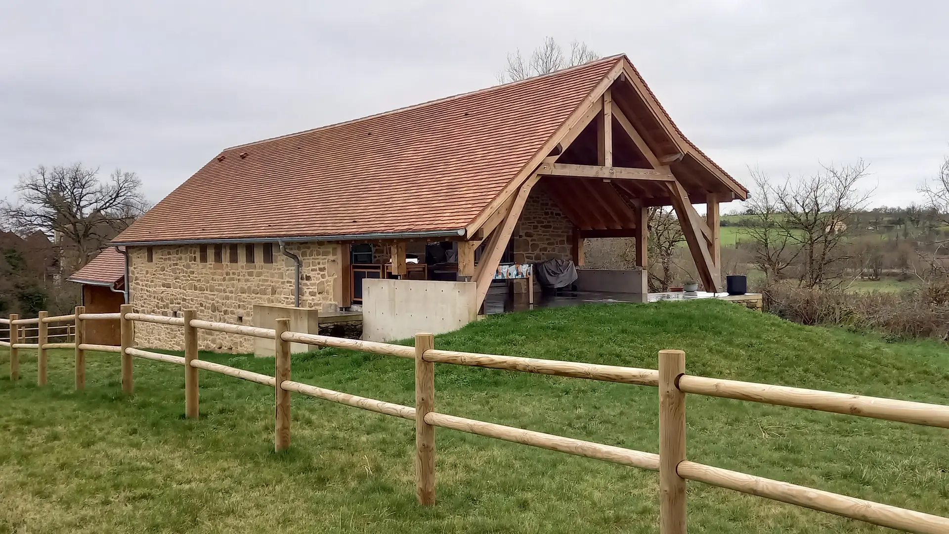 arrière de la grange