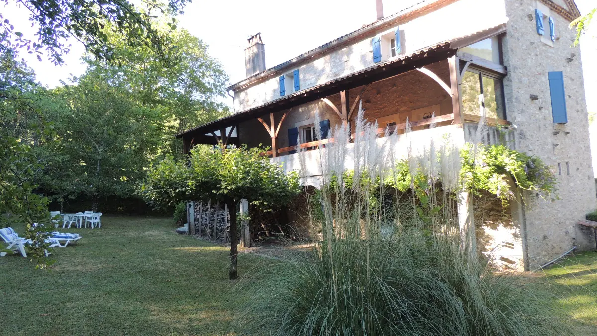 Gîte la combe à Douelle