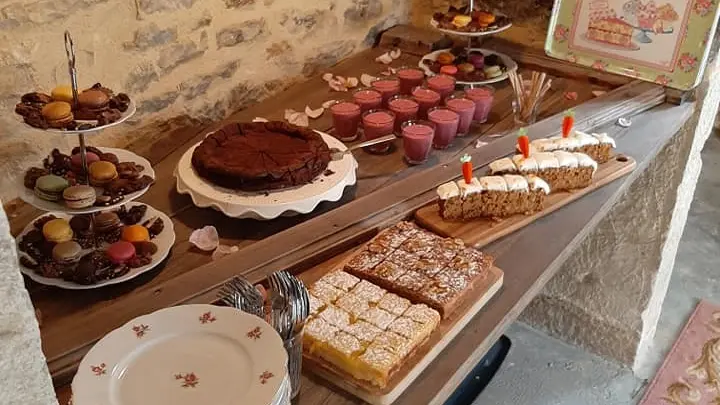 buffet desserts la P'tite Place