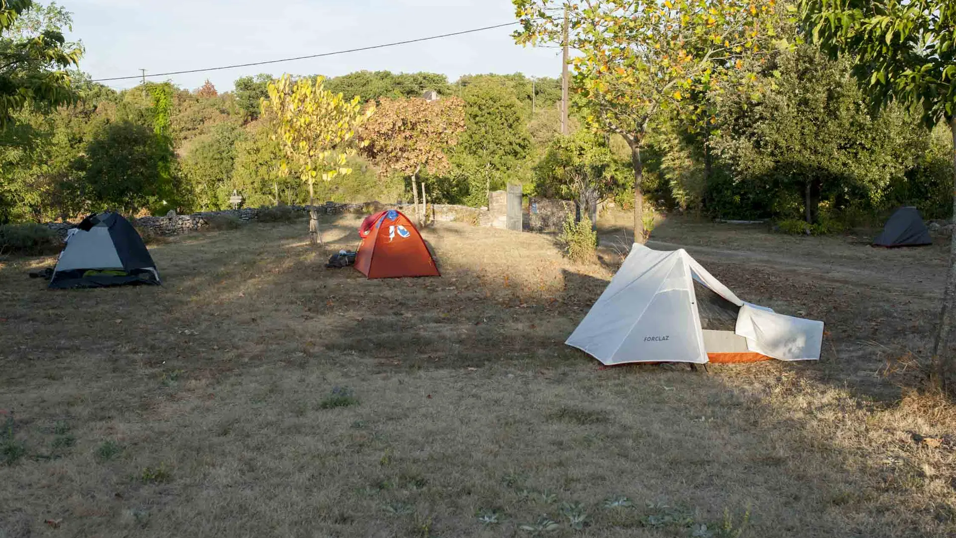 le mouton à deux pattes - camping