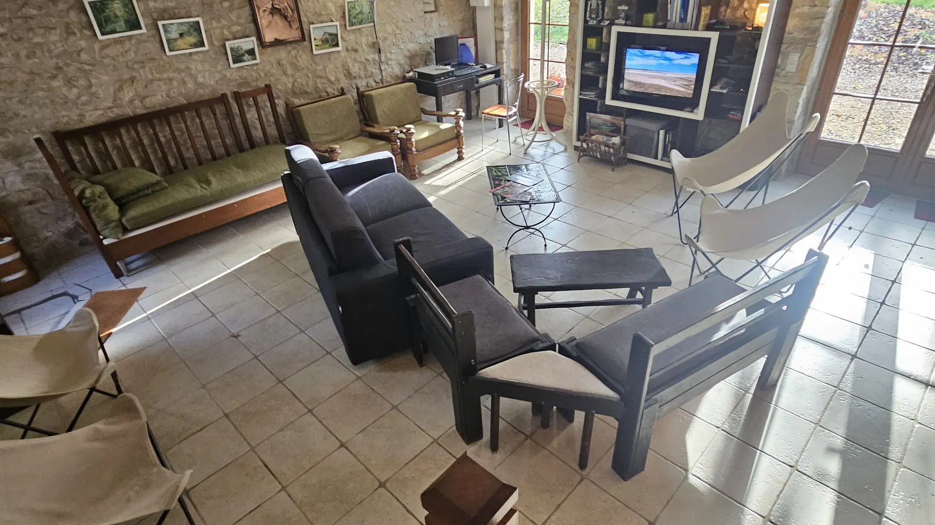 pièce à vivre côté salon