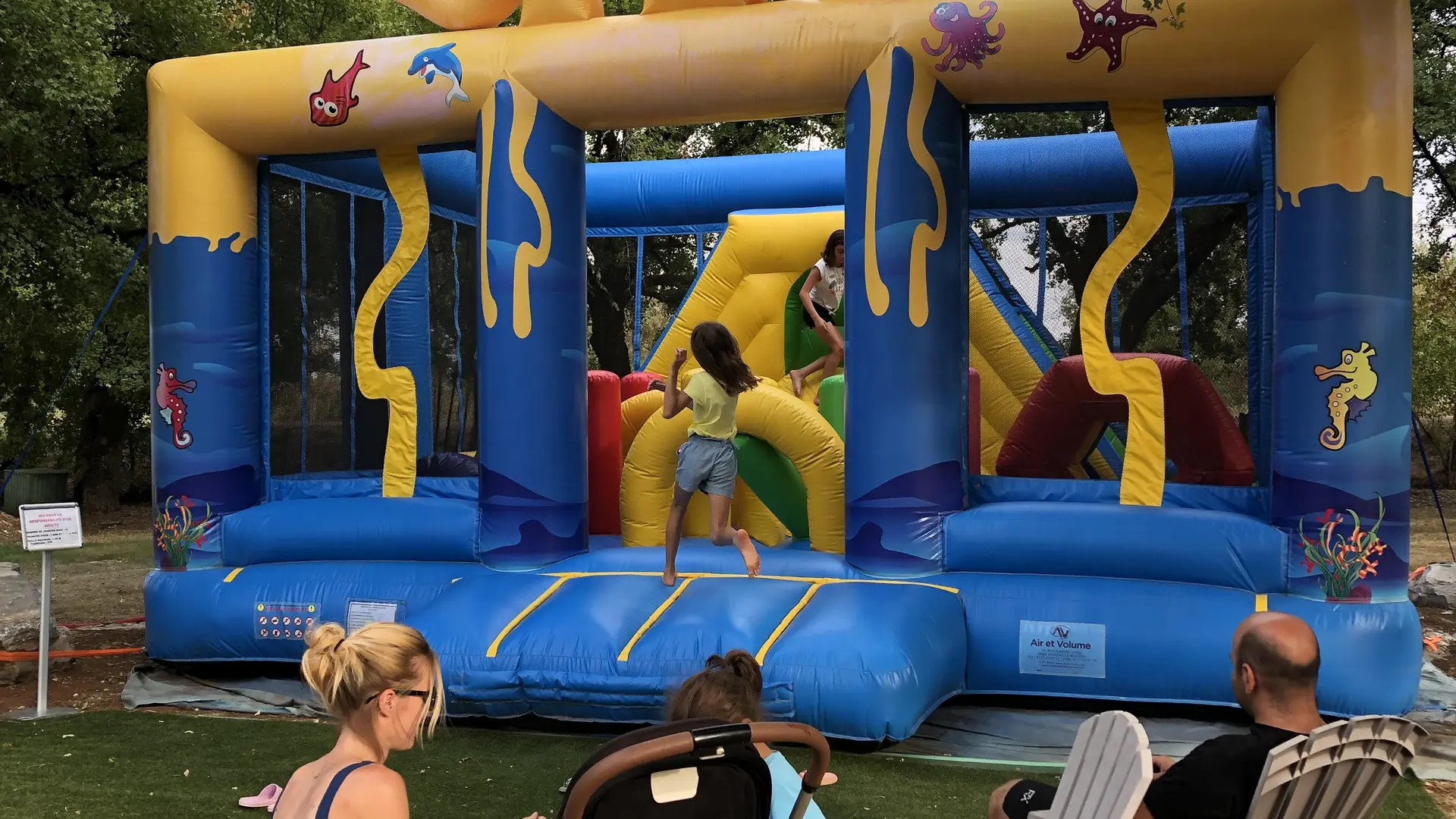 chateau gonflable