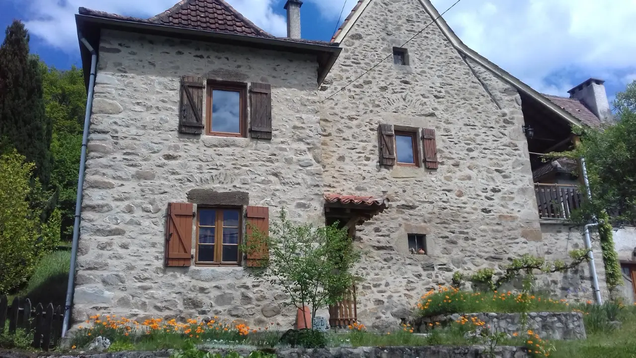 la vieille maison en pierre