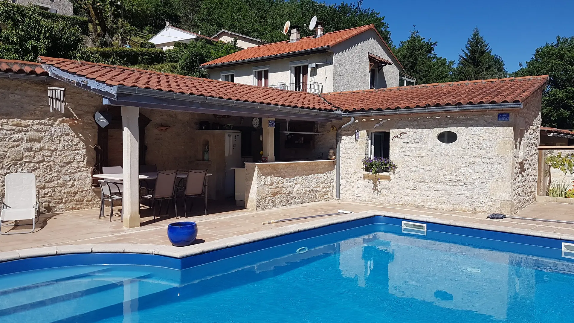 chambre-hotes-piscine-cahors