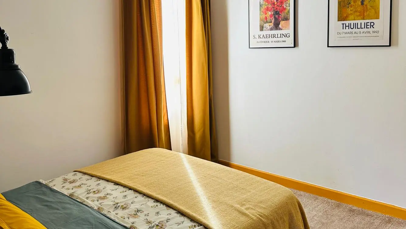 chambre jaune 3