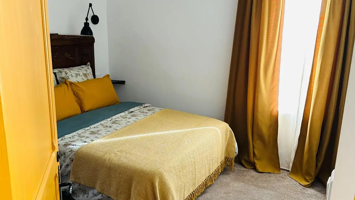 chambre jaune 5