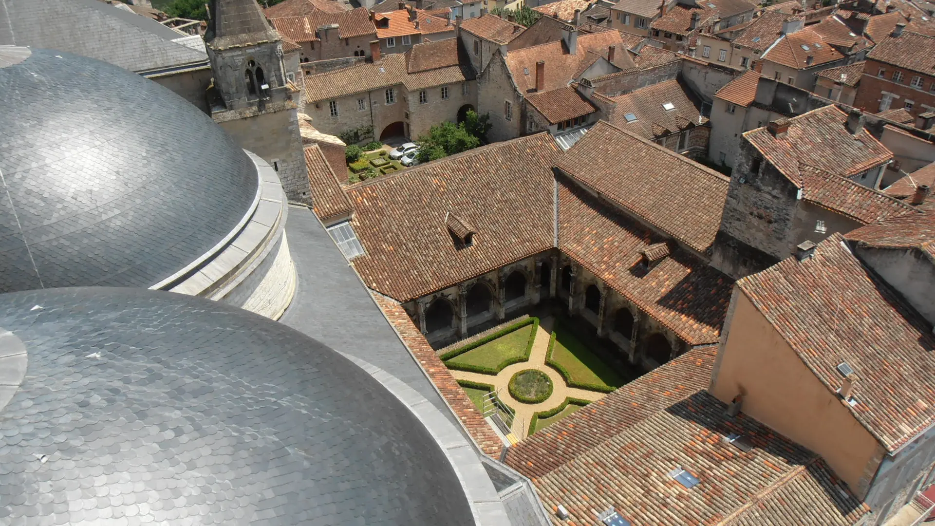 cloitre-cathedrale-cahors